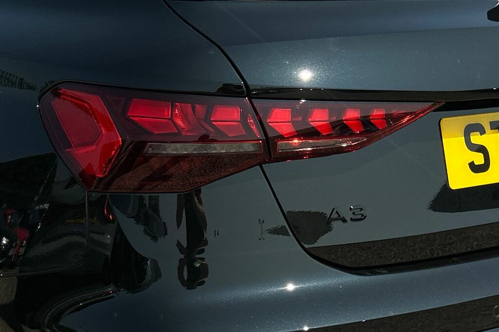 Audi A3 1.5 Tfsi E 204 S Line S Tronic Tech Pack White #19