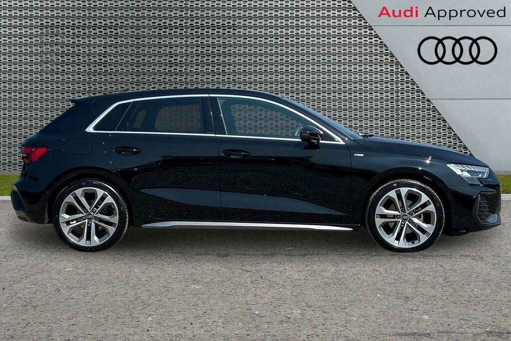 Audi A3 1.5 Tfsi E 204 S Line S Tronic Tech Pack White #4