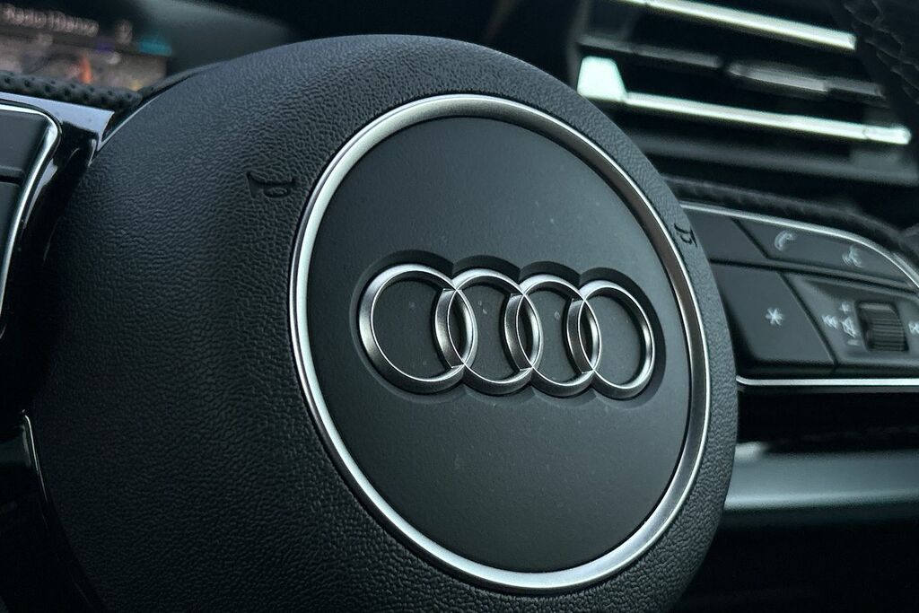 Audi A3 1.5 Tfsi E 204 S Line S Tronic Tech Pack White #26