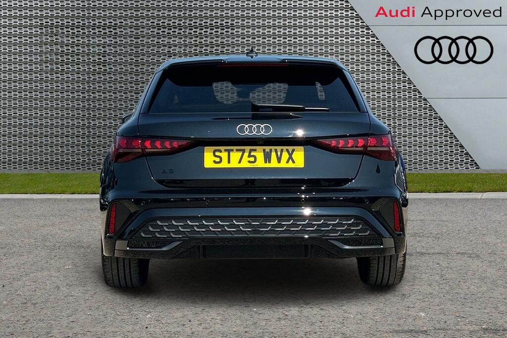 Audi A3 1.5 Tfsi E 204 S Line S Tronic Tech Pack White #7