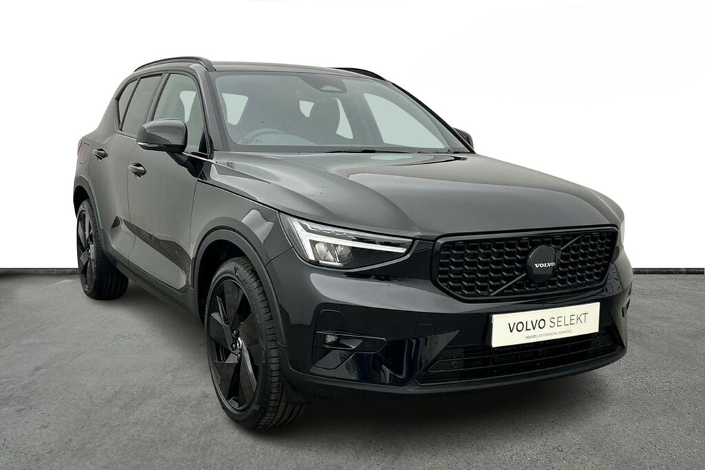 Volvo XC40 Black Edition Plus, B3 Mild Hybrid, SK26WYU Black