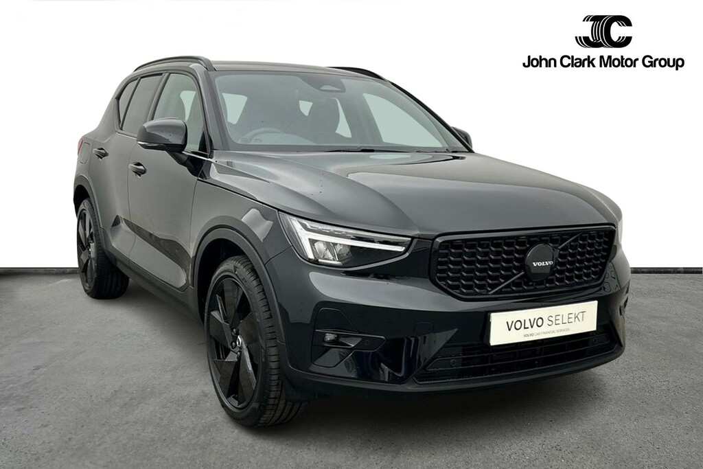 Volvo XC40 Black Edition Plus, B3 Mild Hybrid, Black