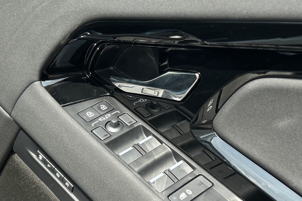 Land Rover Range Rover Evoque D200 Dynamic Se Grey #25