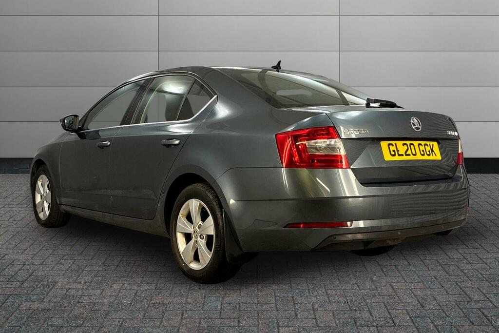 Skoda Octavia 1.0 Tsi Se Technology GL20GGK Grey #3