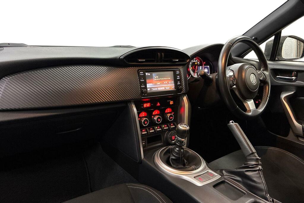 Toyota GT86 2.0 D-4s White #2