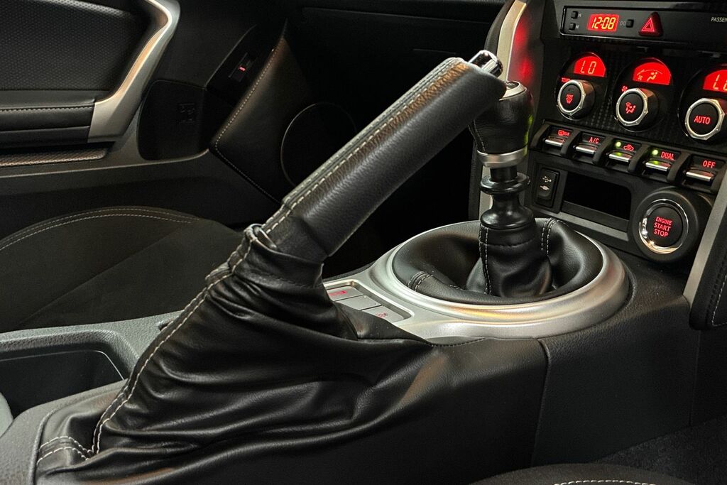 Toyota GT86 2.0 D-4s Pro Red #30