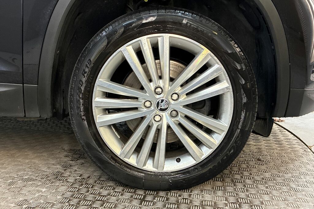 Skoda Kodiaq 2.0 Tsi 190 Se L 4X4 Dsg 7 Seat Black #5