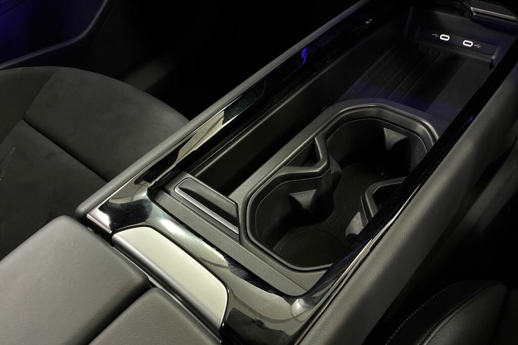 Volkswagen ID.7 Match Pro 77Kwh Black #25