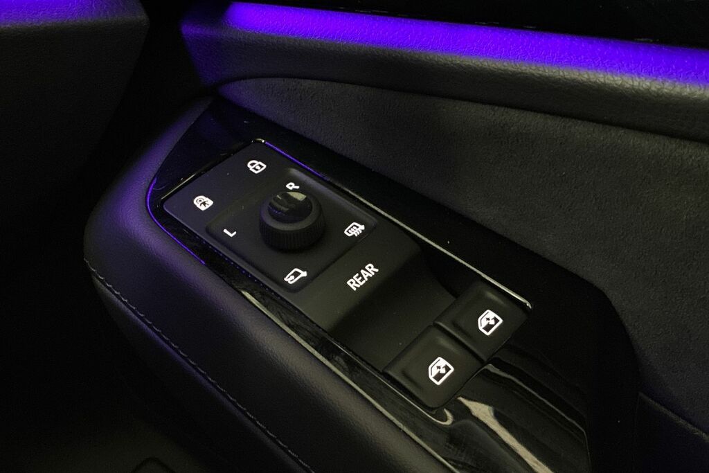 Volkswagen ID.7 Match Pro 77Kwh Black #29