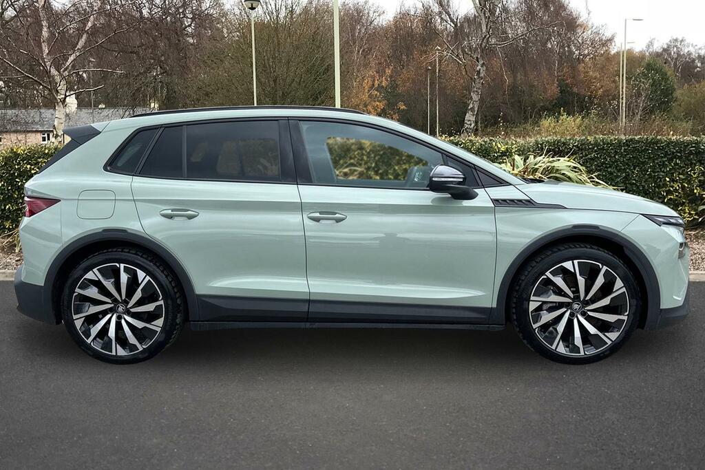 Skoda Elroq 210Kw 85 Sportline 82Kwh Green #4