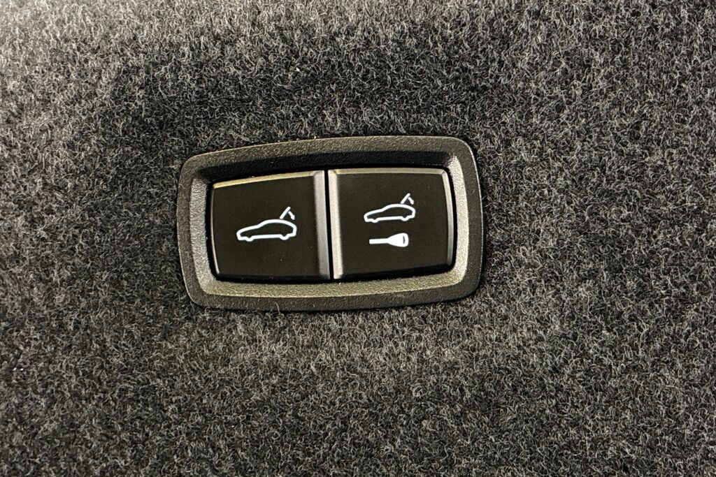 Porsche Taycan 4S Grey #30