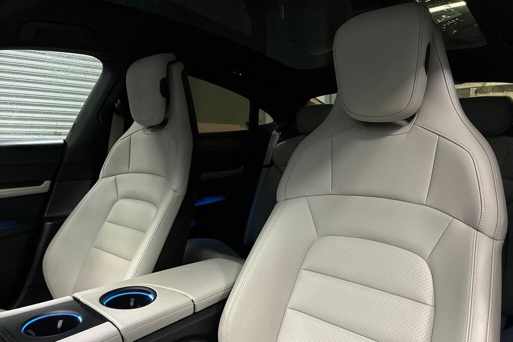 Porsche Taycan 4S Grey #15