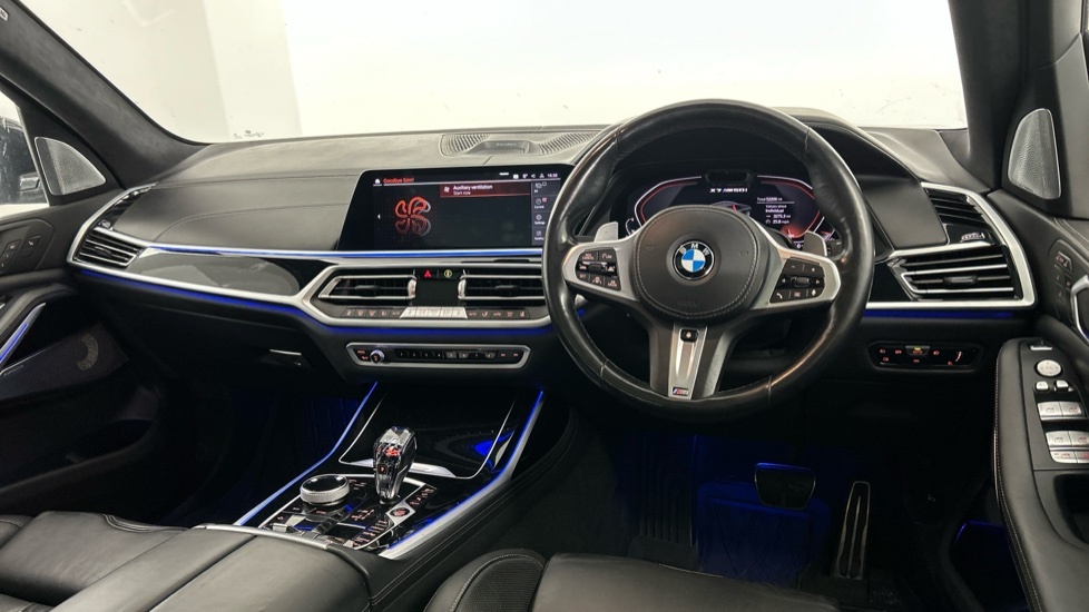 BMW X7 X7 M50i Blue #4