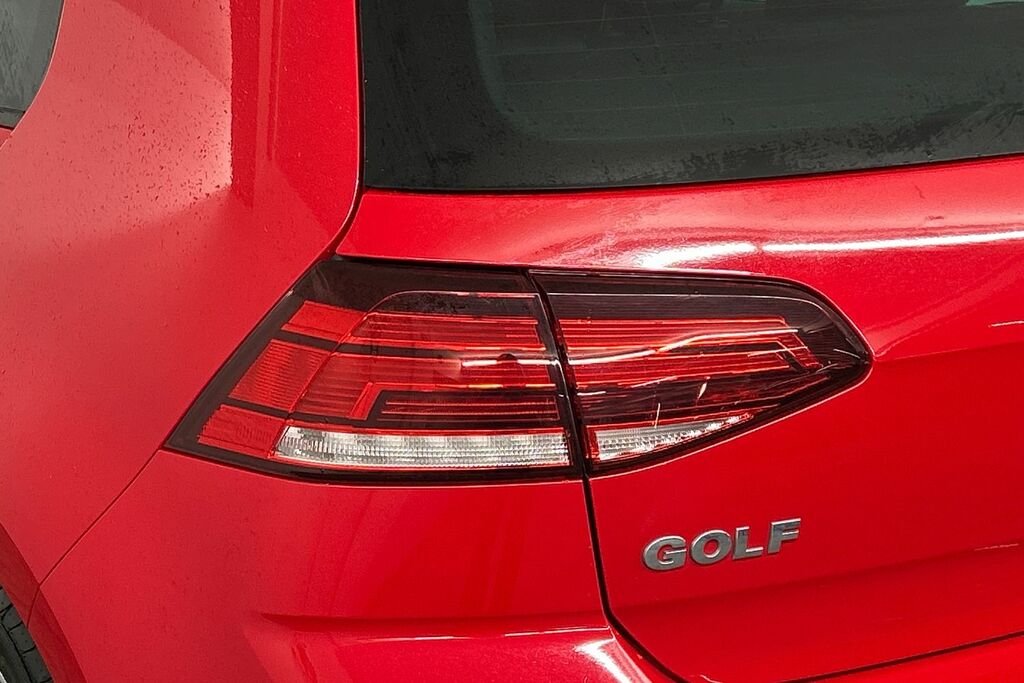 Volkswagen Golf R Silver #19