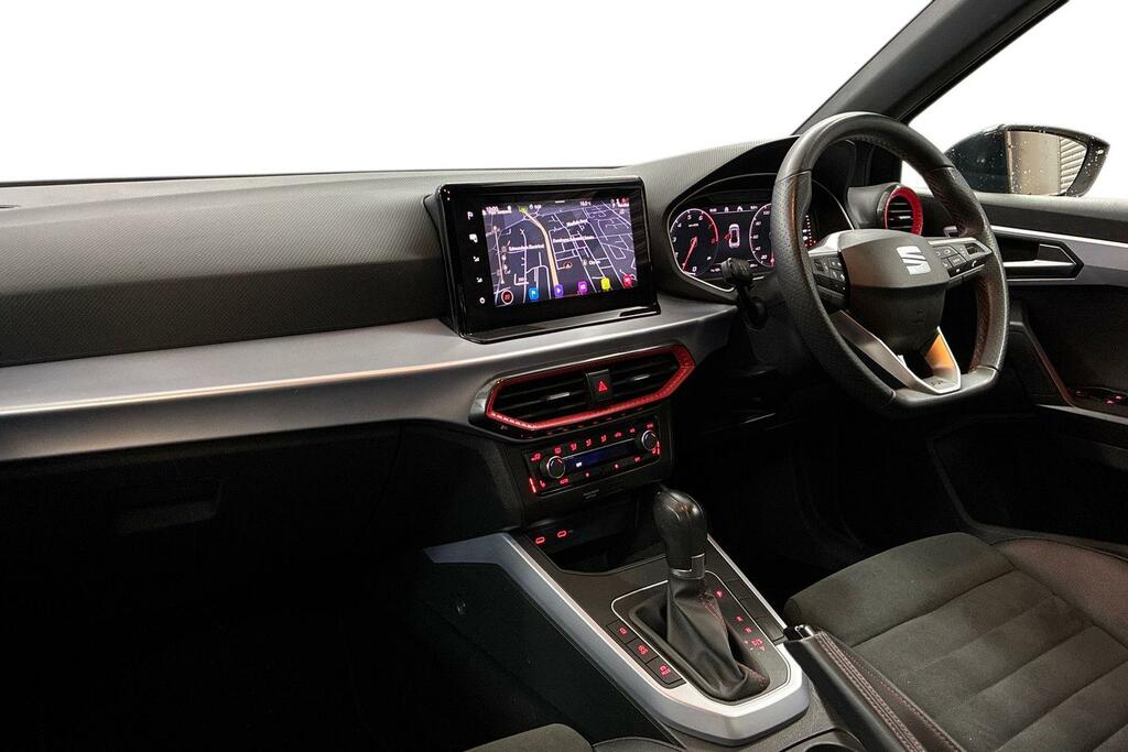 Seat Arona 1.0 Tsi 110 Fr Sport Dsg Black #2