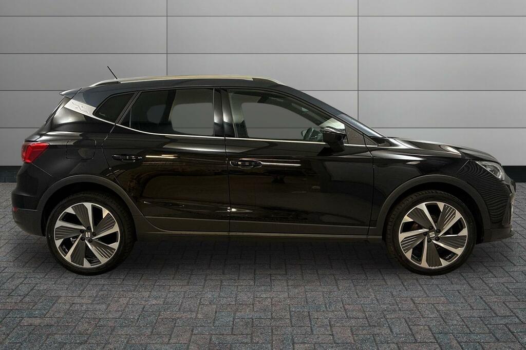 Seat Arona 1.0 Tsi 110 Fr Sport Dsg Black #4