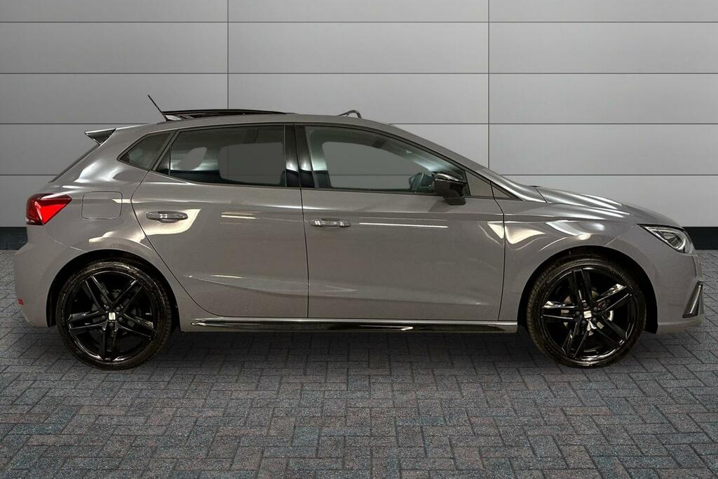 Seat Ibiza 1.0 Tsi 95 Fr Black Edition Grey #4