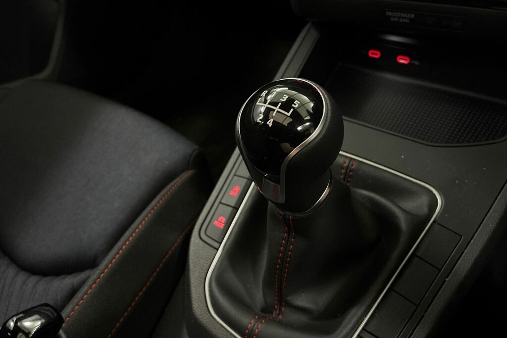 Seat Ibiza Xcellence White #23