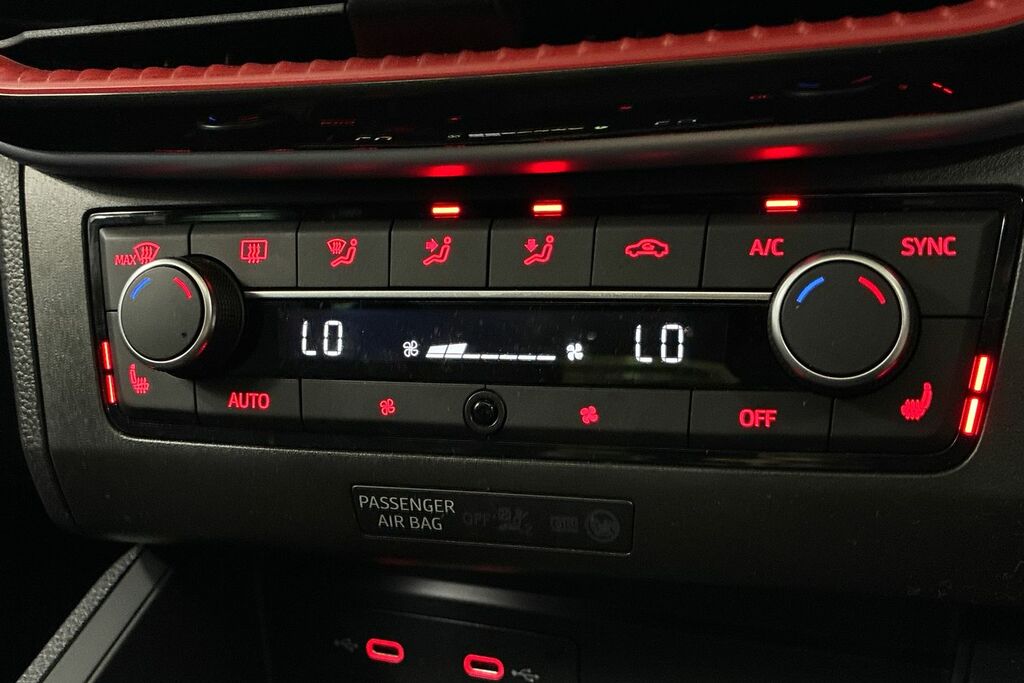 Seat Ibiza Xcellence White #17