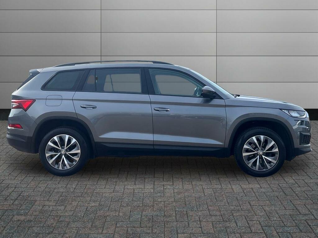 Skoda Kodiaq 1.5 Tsi 150Ps Se Drive 5 Seats Grey #4