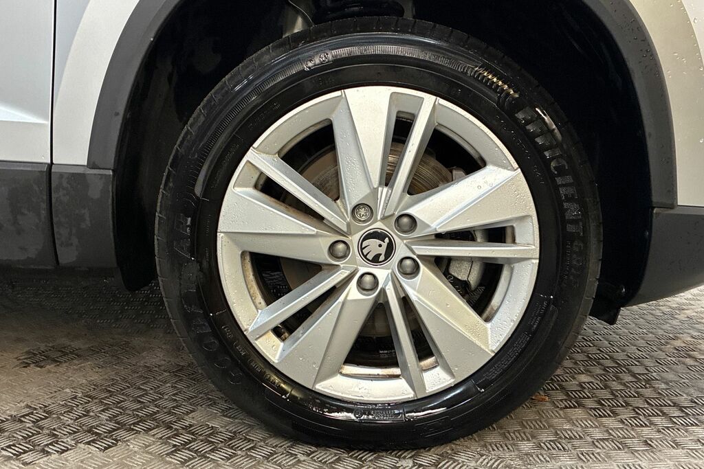 Skoda Karoq 1.5 Tsi Se Edition Dsg Silver #5