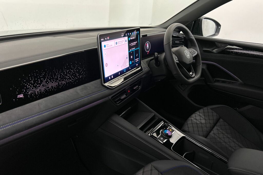 Volkswagen Tiguan 1.5 Etsi 150 Black Edition Dsg SW26DJY Grey #2
