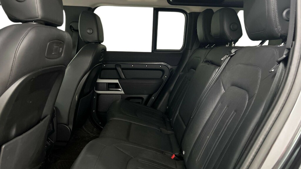 Land Rover Defender 110 D300 Se Grey #4