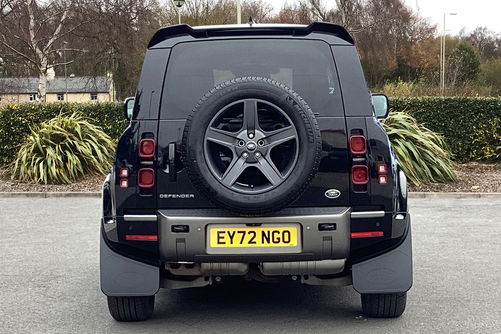 Land Rover Defender 90 D250 X-dynamic Se Black #6