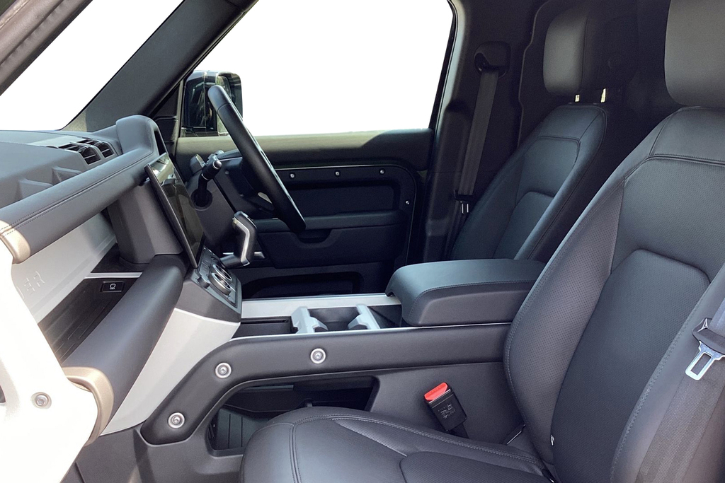 Land Rover Defender 110 D350 Hard Top X-dynamic Hse Green #3