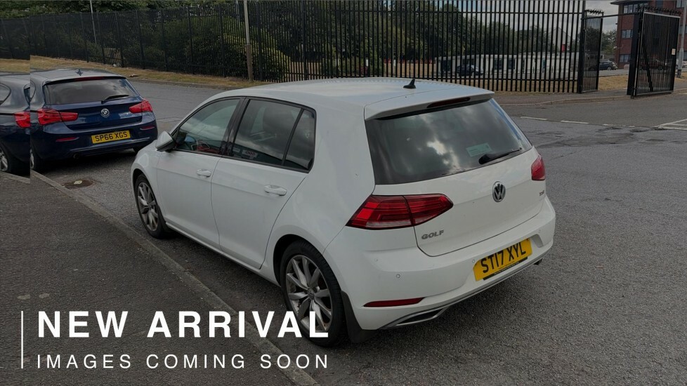 Volkswagen Golf 2.0 Tsi Bluemotion Tech Gti Performance Hatchback KU17ZMZ Black #2