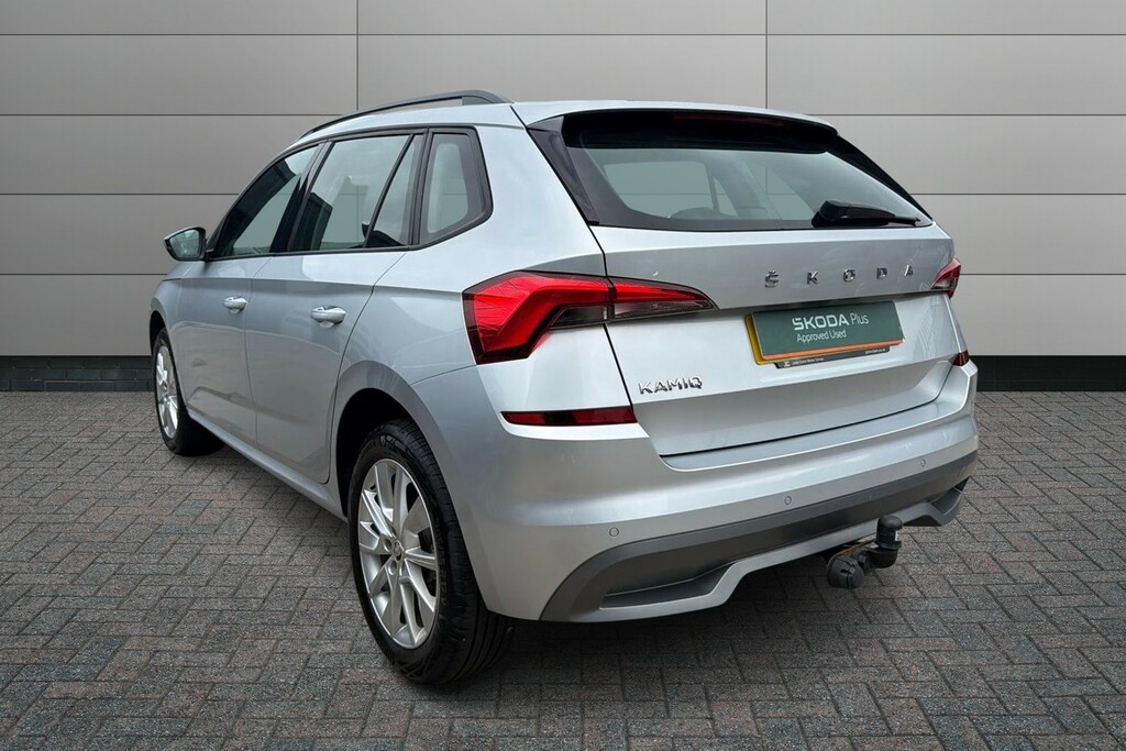 Skoda Kamiq 1.0 Tsi 110 Se Dsg Silver #3