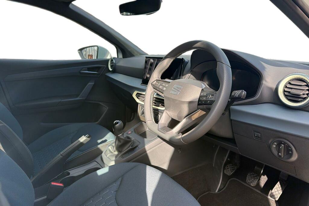 Seat Ibiza 1.0 Tsi 95 Se White #6