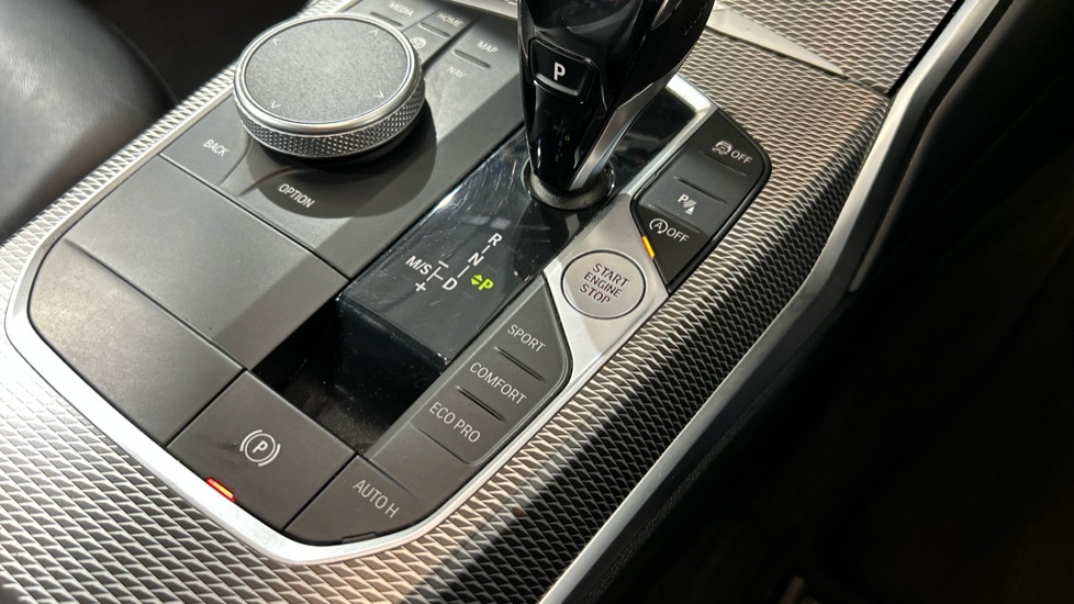 BMW 3 Series 2L Se Pro Black #19