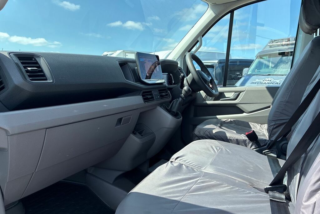 Volkswagen Crafter 2.0 Tdi 140Ps Commerce High Roof Van Silver #2