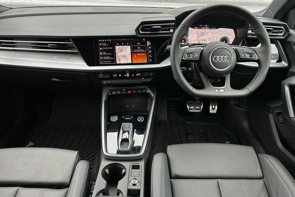 Audi A3 1.5 Tfsi E 204 S Line S Tronic 2026 Black #10