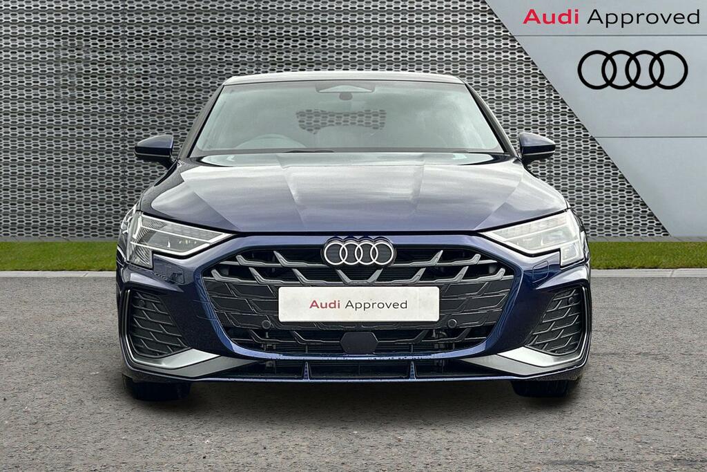 Audi A3 1.5 Tfsi E 204 S Line S Tronic 2026 Black #8