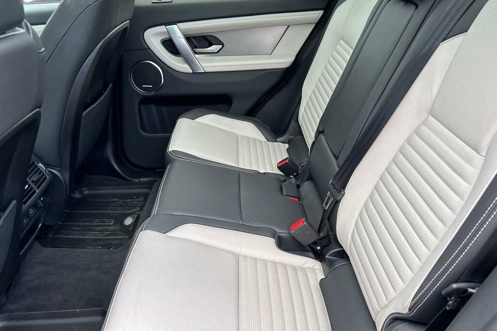 Land Rover Discovery Sport P270e Dynamic Hse SO75FWC Grey #4