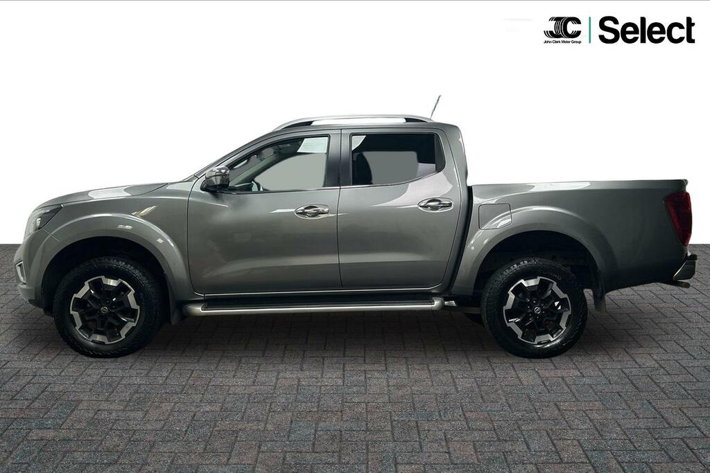 Nissan Navara Navara Tekna Dci Black #13