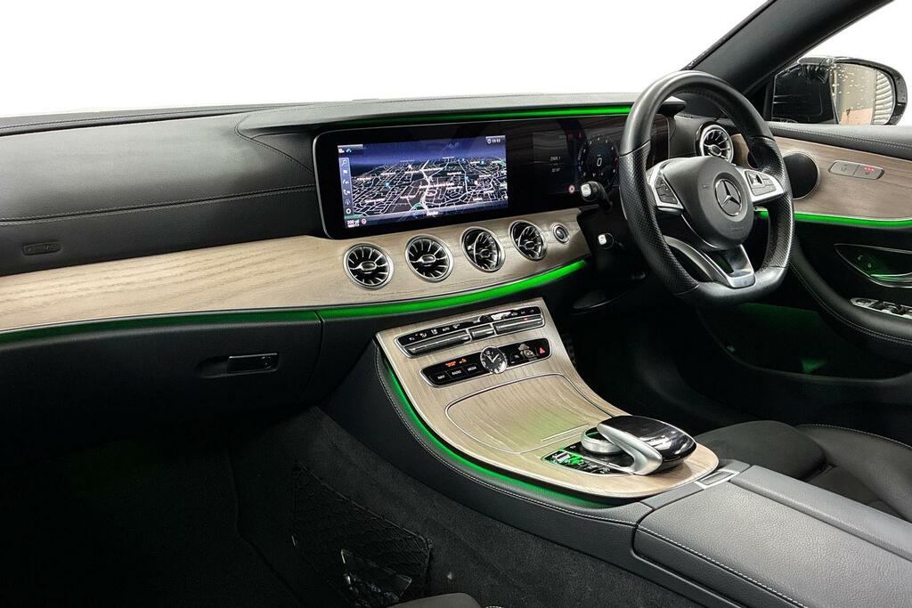 Mercedes-Benz E Class E300 Amg Line 9G-tronic White #2