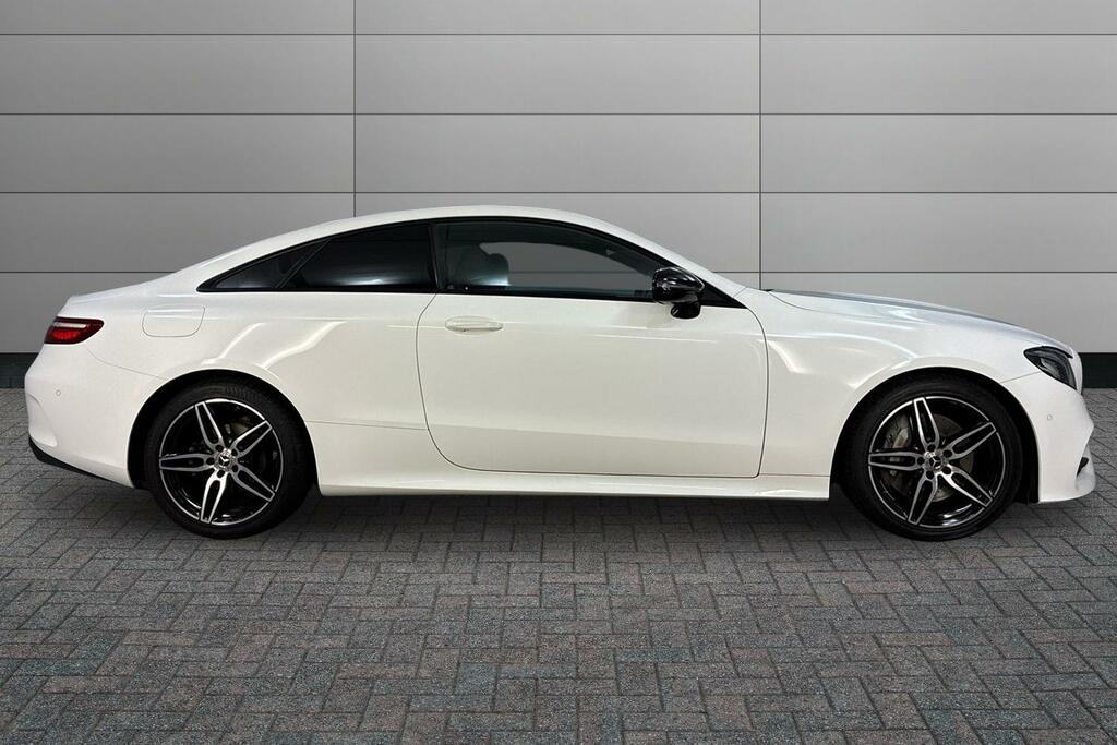 Mercedes-Benz E Class E300 Amg Line 9G-tronic White #4