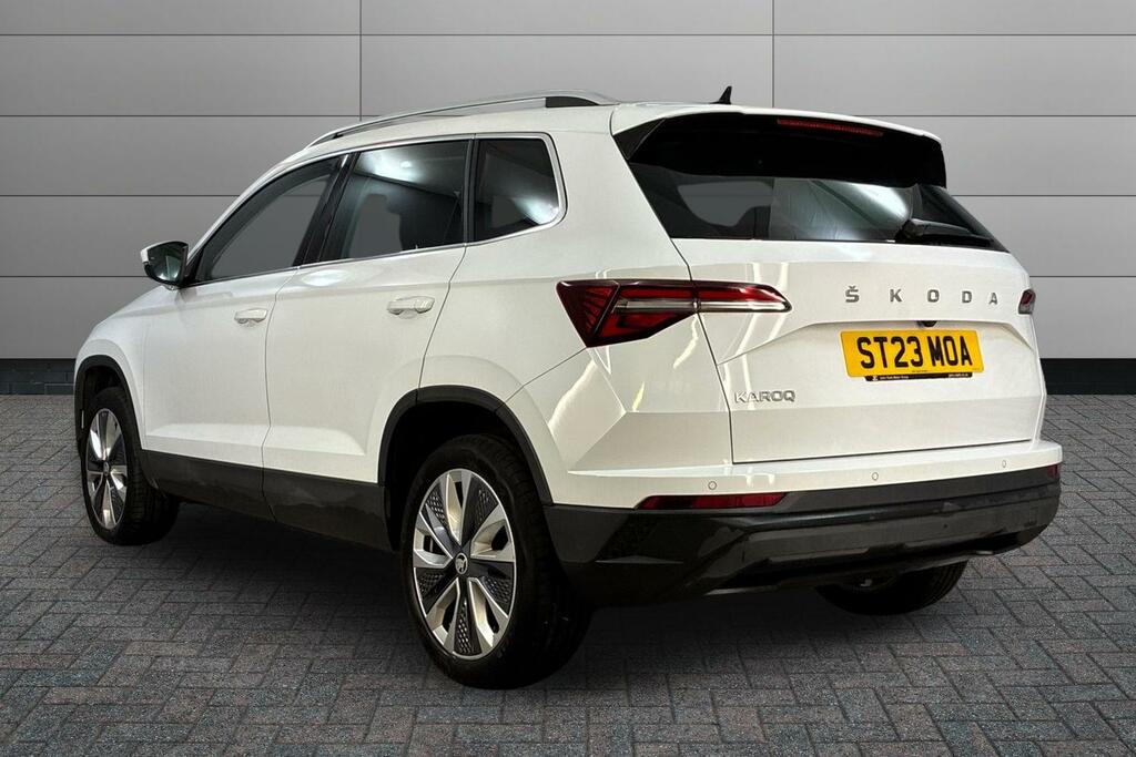 Skoda Karoq 1.5 Tsi Se L Dsg White #3