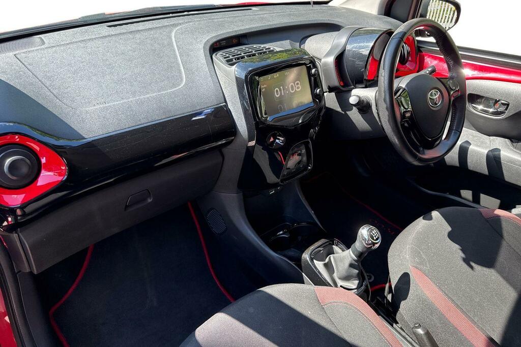 Toyota Aygo 1.0 Vvt-i X-cite 4 Red Bi-tone Hatchback Petro Red #6