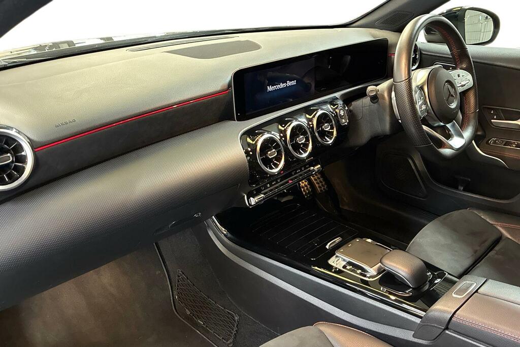 Mercedes-Benz A Class 1.3 A200 Amg Line Executive 7G-dct Euro 6 Ss SE19OMF Black #6