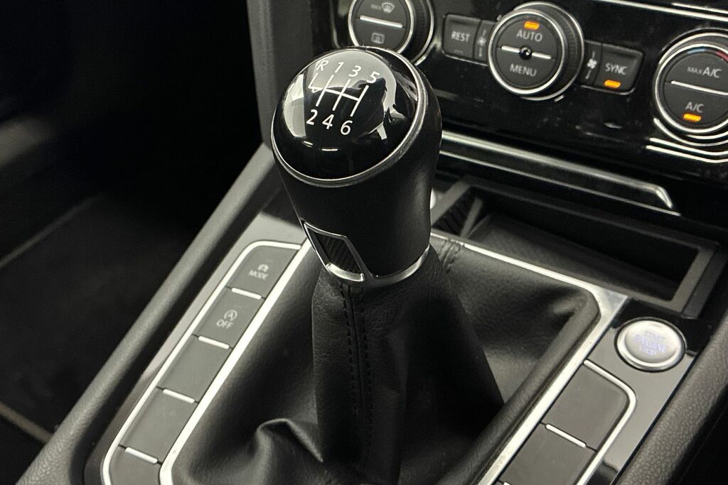 Volkswagen Arteon White #21