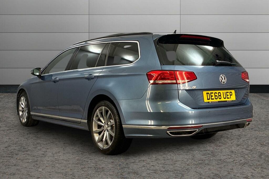 Volkswagen Passat 2.0 Tdi R-line Dsg Panoramic Roof 7 Speed Blue #3