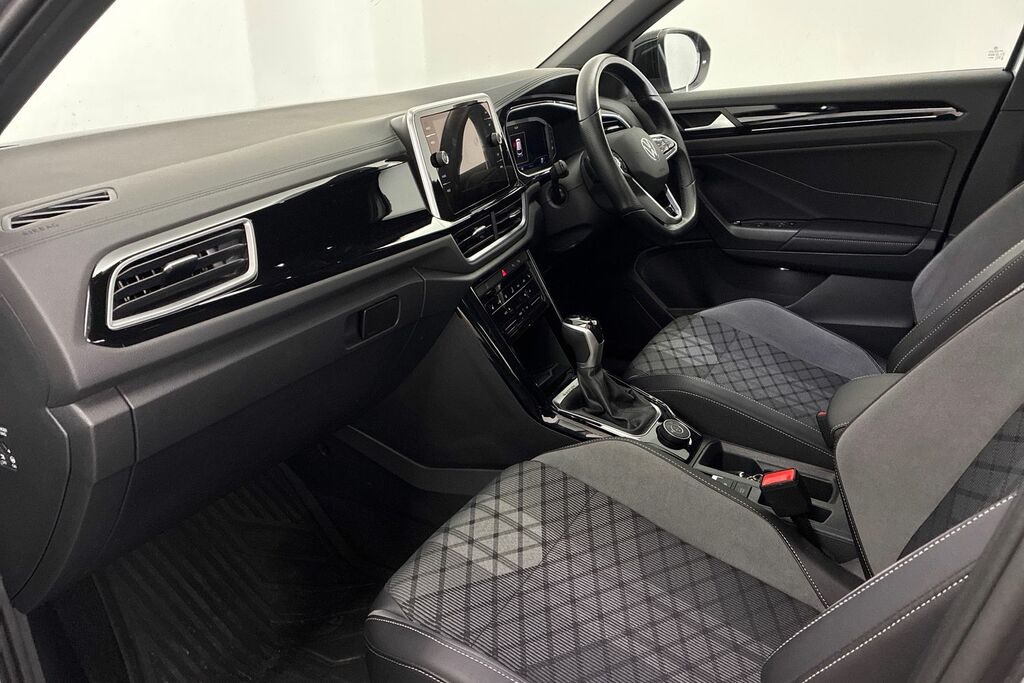 Volkswagen T-Roc 2.0 Tdi 150 4Motion R-line Dsg Silver #2