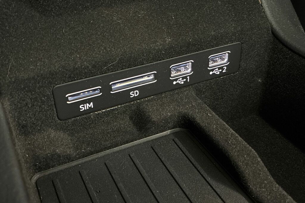 Audi A6 Avant A6 S Line 40 Tdi Black #21