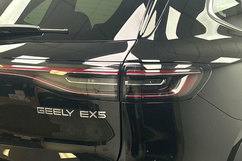 Geely EX5 60.22Kwh Pro Suv 218 Ps White #26