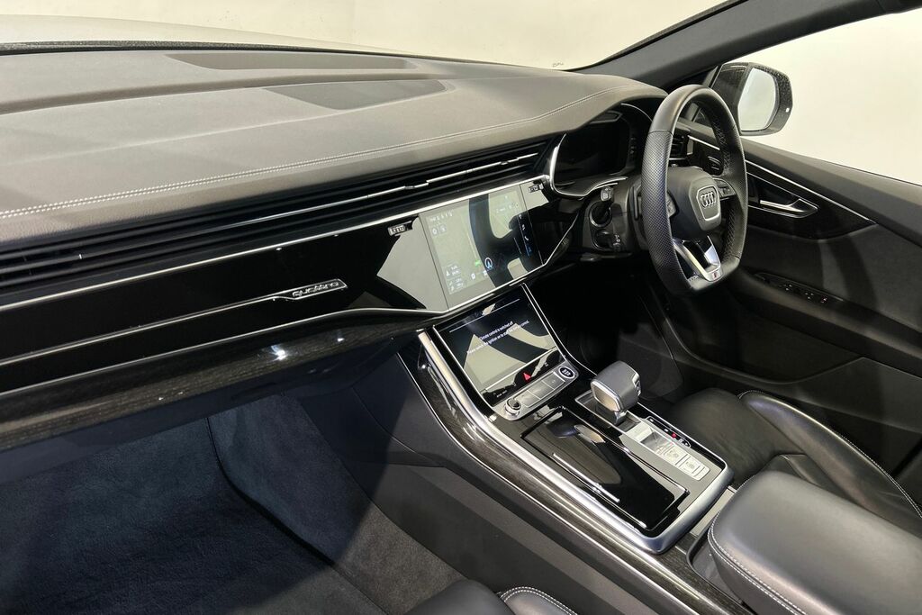 Audi Q8 Black Edition 55 Tfsi Quattro 340 Ps Tiptronic Grey #2