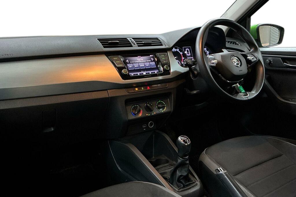 Skoda Fabia 1.0 Tsi Se Green #2